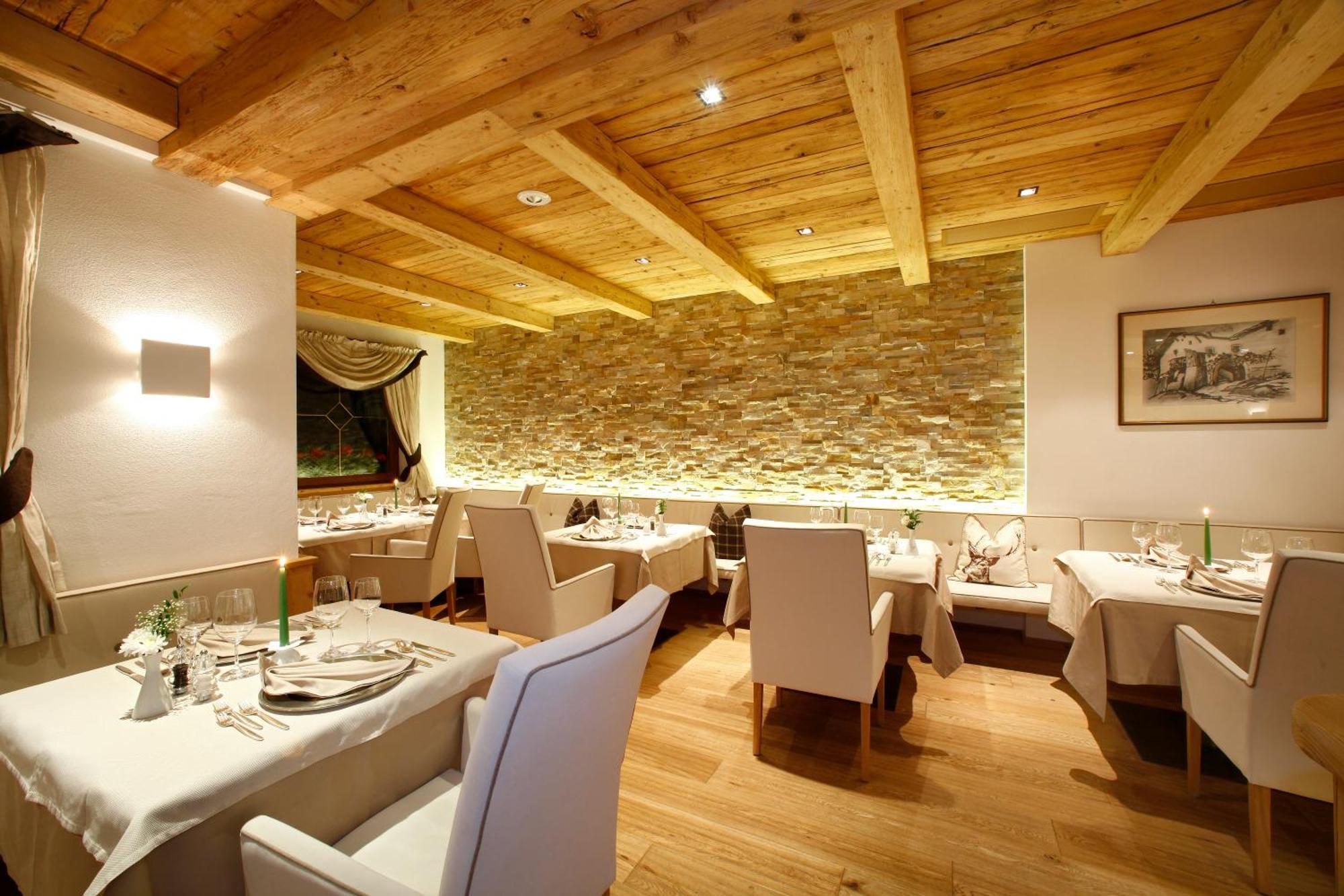 Savoy Dolomites Luxury & Spa Hotel Selva di Val Gardena Eksteriør bilde